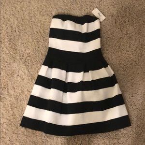 NWT B. Darlin Strapless Dress